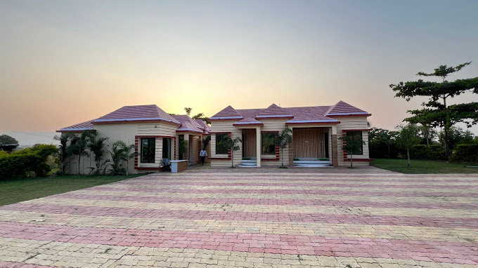 Hotel Overview 3