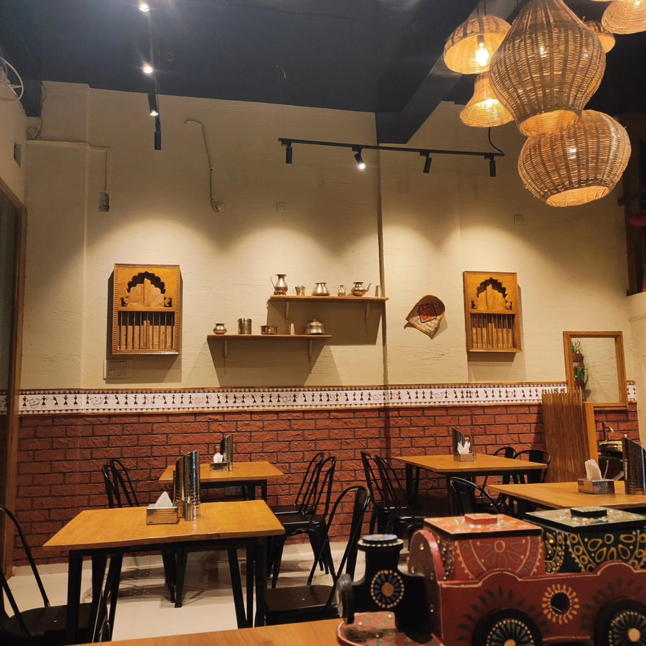 Hotel Aapulki ambience 1